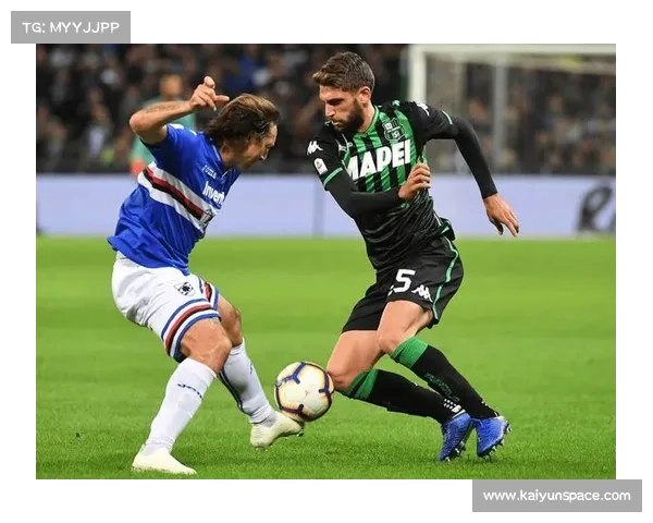 AC米兰3-1战胜萨索洛，莱奥传射建功